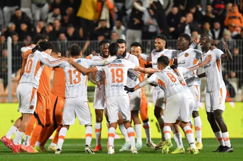 زاحم النجم الساحلي.. نهضة بركان يتصدر المشهد في كأس الكونفدرالية
